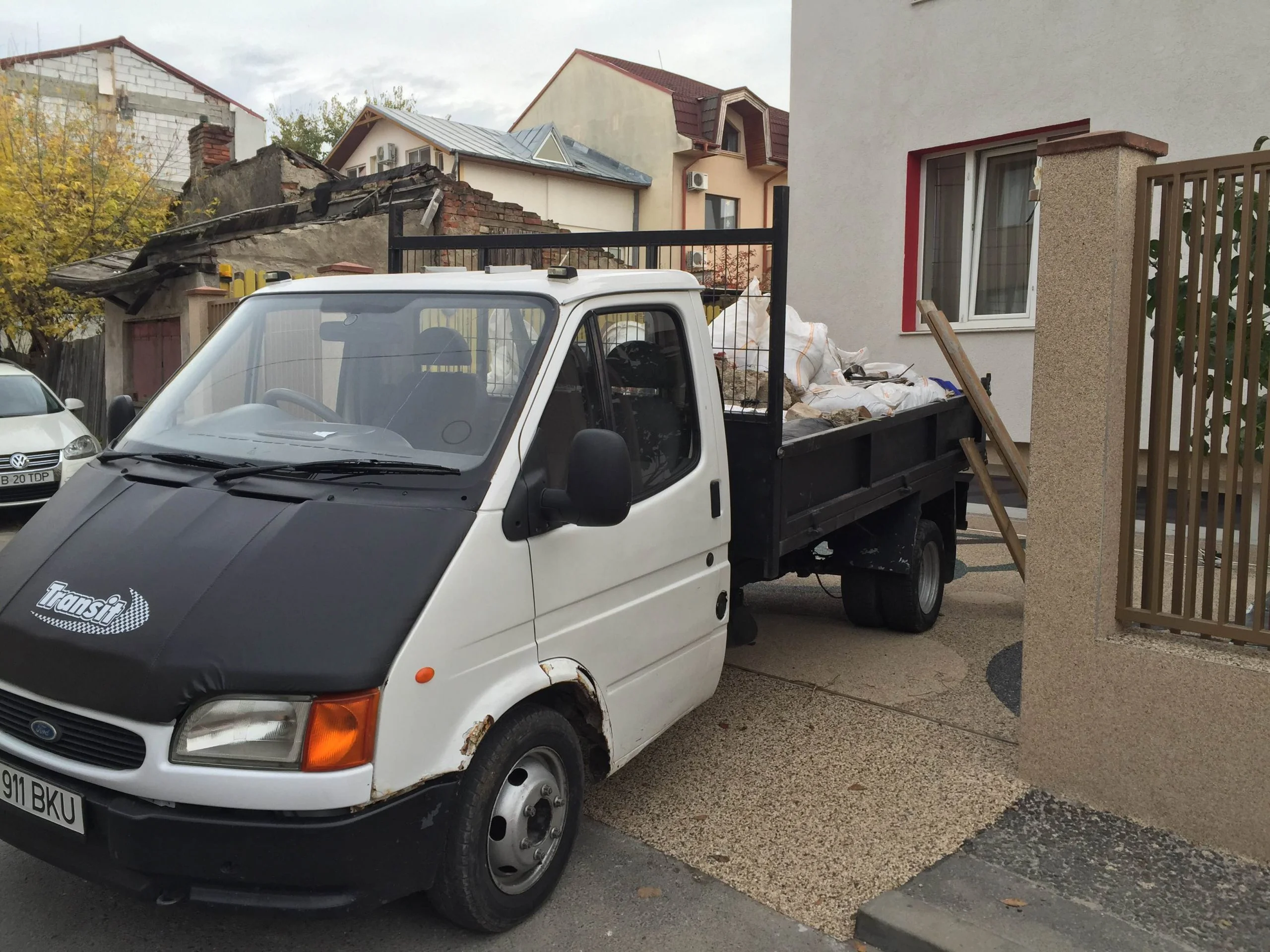 Transport si evacuare moloz, cu noi economisiti timp si bani