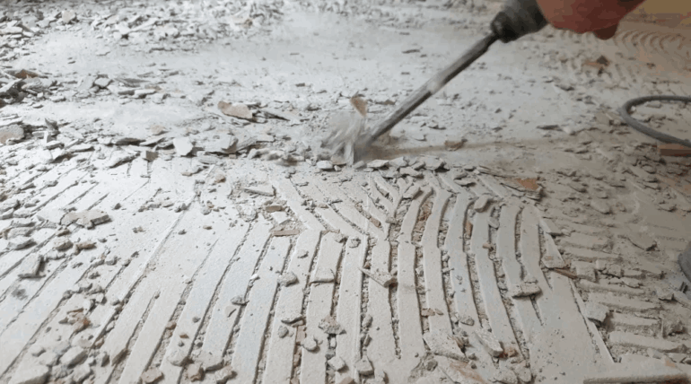 Transport moloz și deșeuri în Dragomirești-Deal